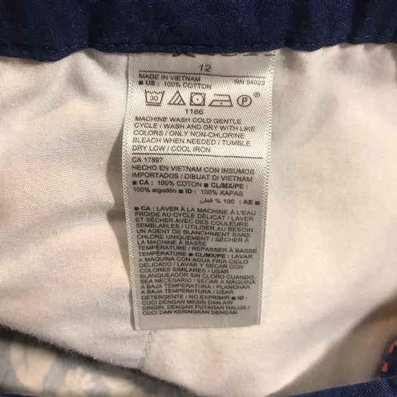 Multiple Old Navy shorts size 12, Anchors & floral - Picture 6 of 6